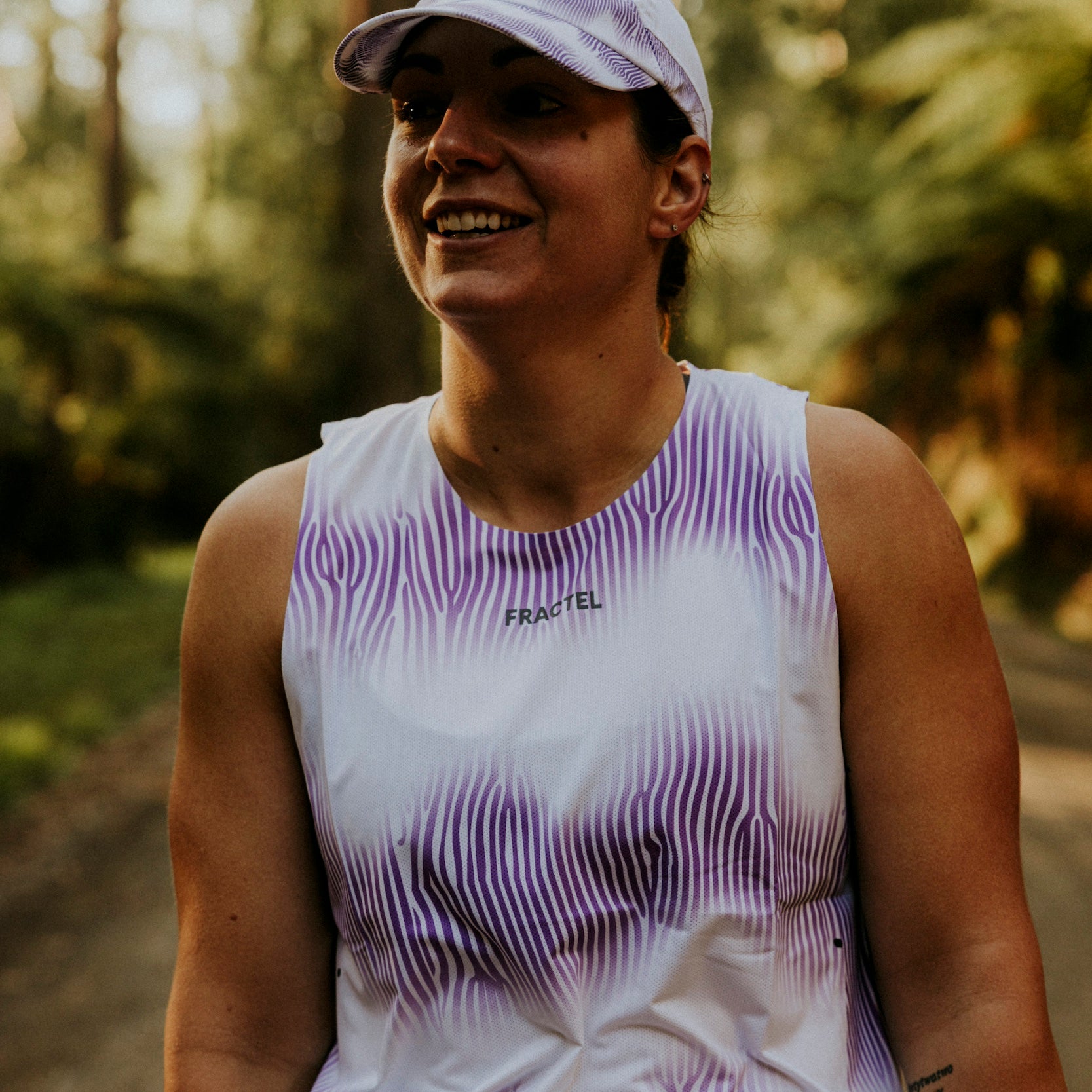 Women's V-BLACK Performance Singlet