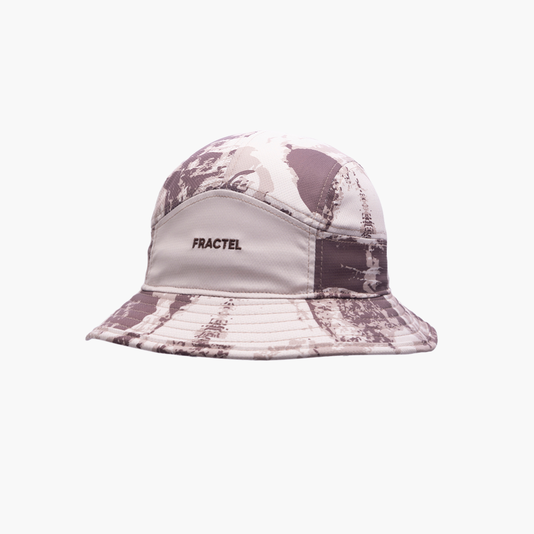 B-ECHO POINT Bucket Hat