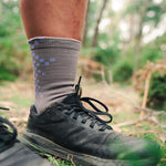 BUTTERFLY MAUVE Performance Crew Socks