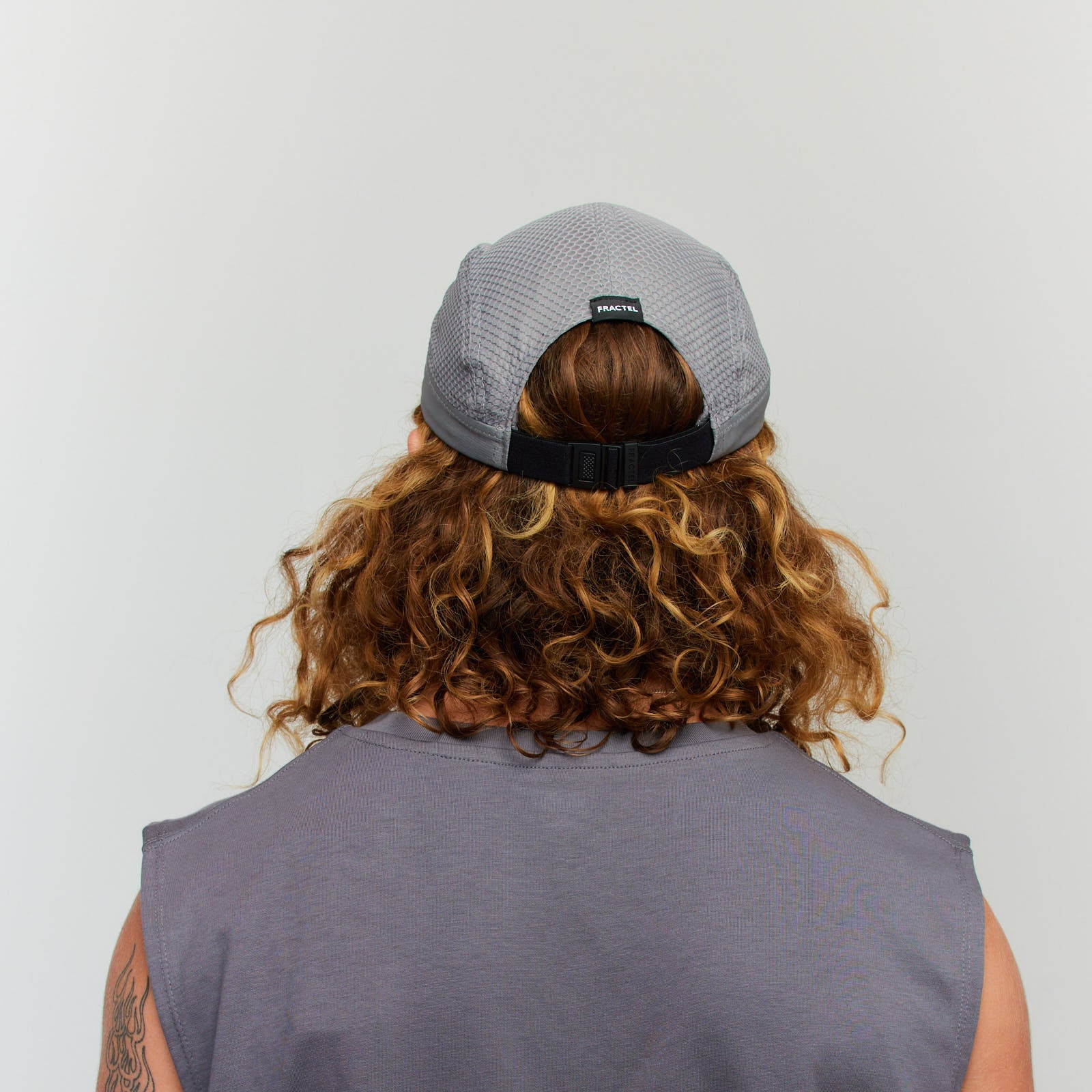 R-SYNTAX Cap